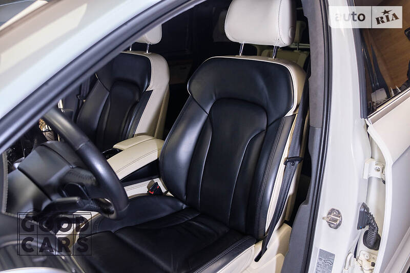 Позашляховик / Кросовер Audi Q7 2009 в Одесі