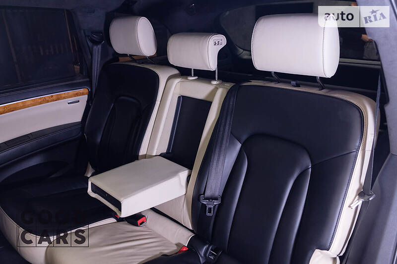 Позашляховик / Кросовер Audi Q7 2009 в Одесі