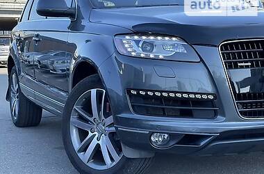 Внедорожник / Кроссовер Audi Q7 2014 в Черкассах