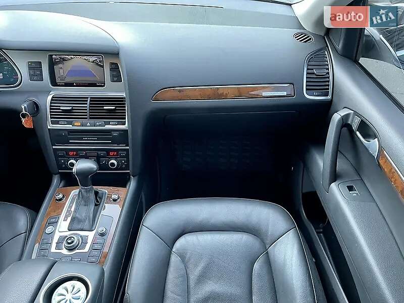Позашляховик / Кросовер Audi Q7 2014 в Черкасах