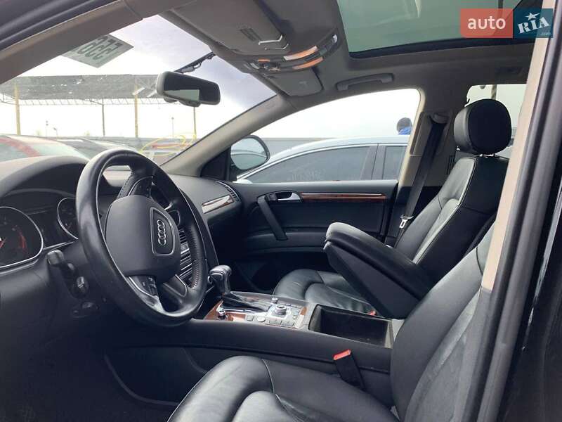 Позашляховик / Кросовер Audi Q7 2015 в Черкасах