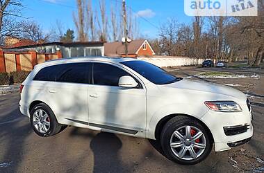 Внедорожник / Кроссовер Audi Q7 2006 в Николаеве