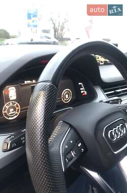 Внедорожник / Кроссовер Audi Q7 2017 в Кременчуге