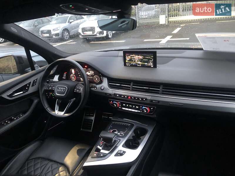 Внедорожник / Кроссовер Audi Q7 2017 в Кременчуге