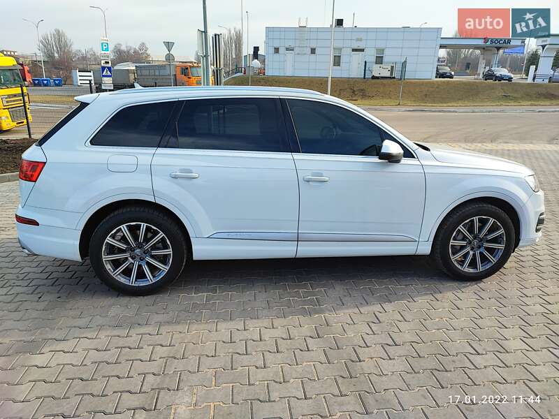 Позашляховик / Кросовер Audi Q7 2018 в Одесі