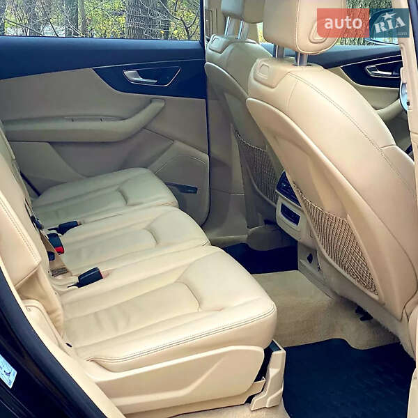 Внедорожник / Кроссовер Audi Q7 2019 в Одессе