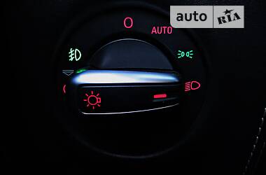 Позашляховик / Кросовер Audi Q7 2012 в 