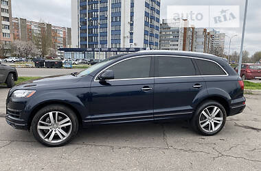 Позашляховик / Кросовер Audi Q7 2012 в Черкасах