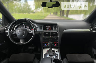 Универсал Audi Q7 2011 в Ровно