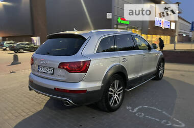 Позашляховик / Кросовер Audi Q7 2009 в 