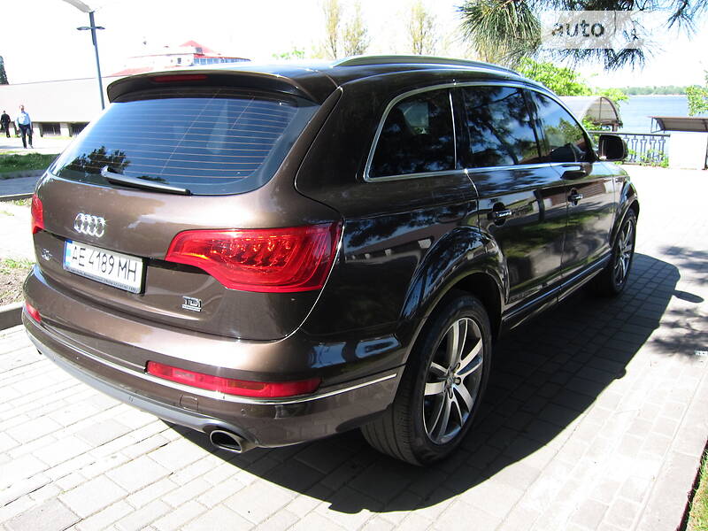 Позашляховик / Кросовер Audi Q7 2014 в Дніпрі