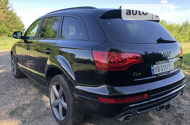 Позашляховик / Кросовер Audi Q7 2013 в Чорткові