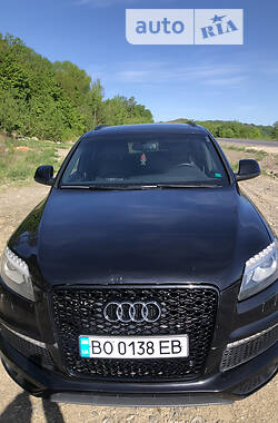 Позашляховик / Кросовер Audi Q7 2013 в Чорткові