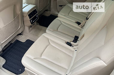 Внедорожник / Кроссовер Audi Q7 2017 в 