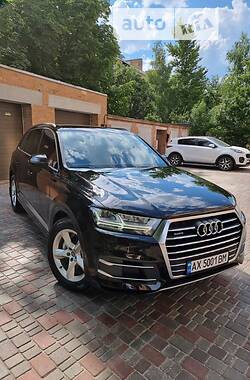 Позашляховик / Кросовер Audi Q7 2015 в Полтаві