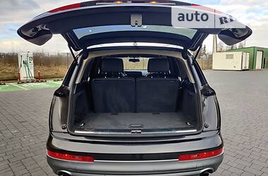 Позашляховик / Кросовер Audi Q7 2011 в Стрию