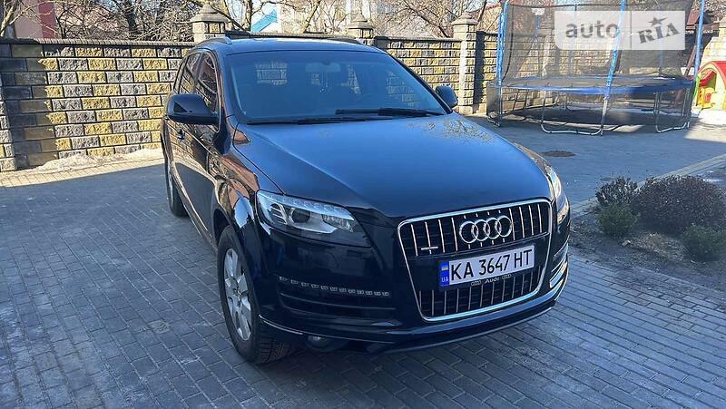 Внедорожник / Кроссовер Audi Q7 2013 в Ровно