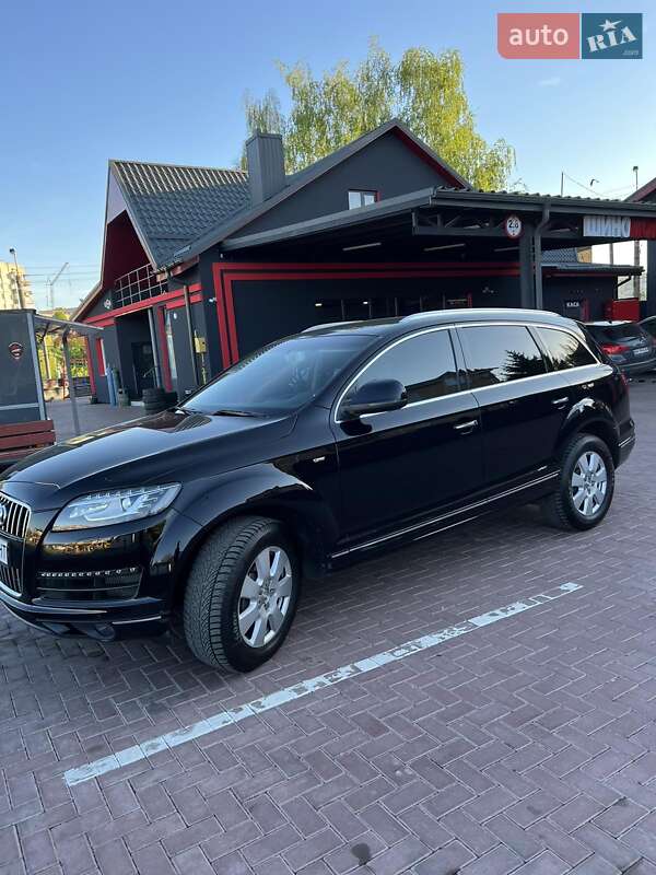 Внедорожник / Кроссовер Audi Q7 2013 в Ровно