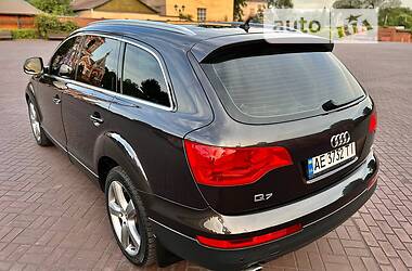 Позашляховик / Кросовер Audi Q7 2007 в Дніпрі