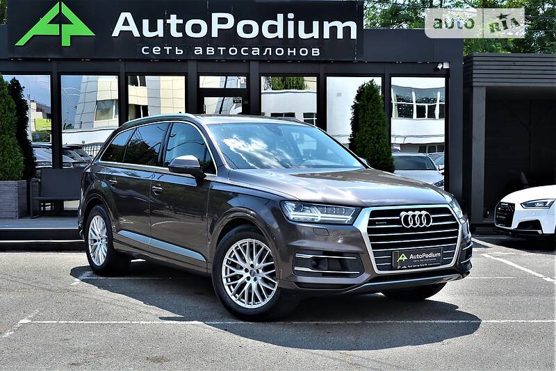 Позашляховик / Кросовер Audi Q7 2016 в Києві