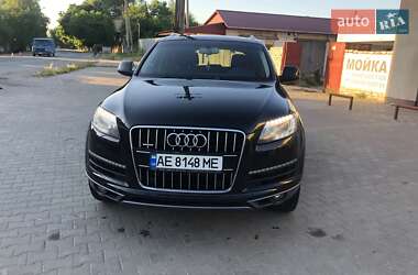 Внедорожник / Кроссовер Audi Q7 2013 в Синельниково