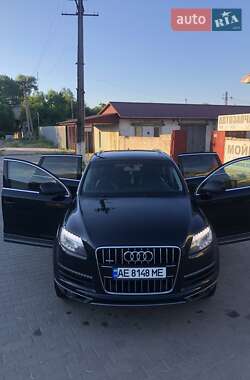 Внедорожник / Кроссовер Audi Q7 2013 в Синельниково