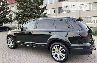 Позашляховик / Кросовер Audi Q7 2013 в Мукачевому