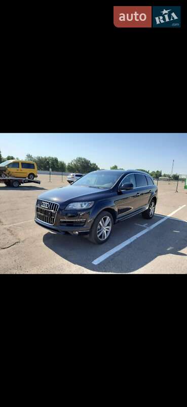 Audi Q7 2011