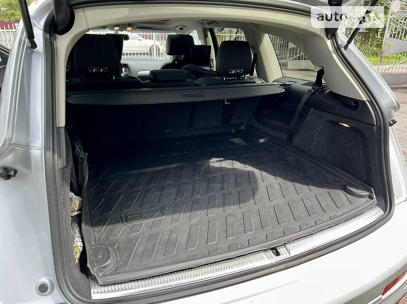 Позашляховик / Кросовер Audi Q7 2013 в Львові