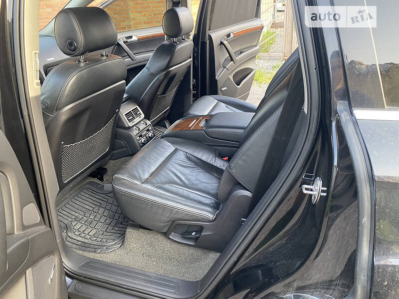 Внедорожник / Кроссовер Audi Q7 2007 в Гайсине