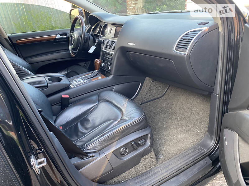 Внедорожник / Кроссовер Audi Q7 2007 в Гайсине