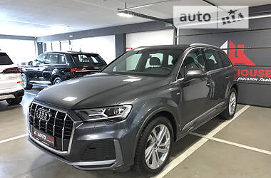 Внедорожник / Кроссовер Audi Q7 2022 в Львове