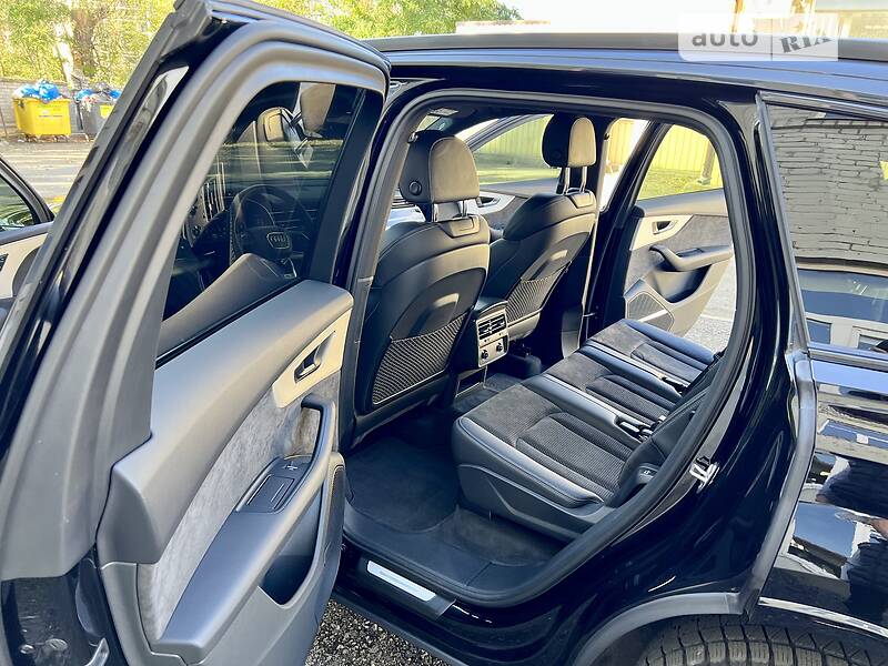 Внедорожник / Кроссовер Audi Q7 2021 в Киеве фото 32 Внедорожник / Кроссовер Audi Q7 2021 в Киеве