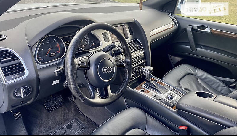 Позашляховик / Кросовер Audi Q7 2012 в Бердичеві