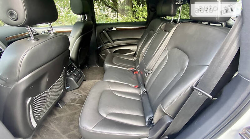 Позашляховик / Кросовер Audi Q7 2012 в Бердичеві