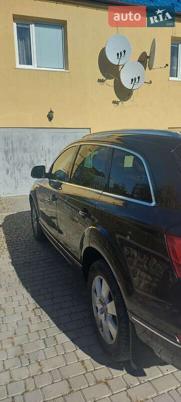 Внедорожник / Кроссовер Audi Q7 2013 в Каменец-Подольском
