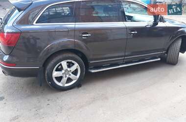 Внедорожник / Кроссовер Audi Q7 2013 в 
