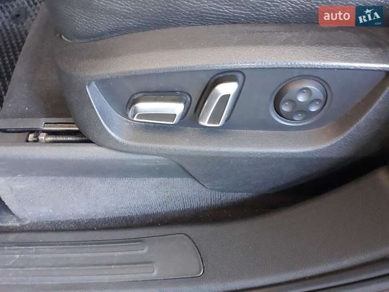 Внедорожник / Кроссовер Audi Q7 2013 в Сумах