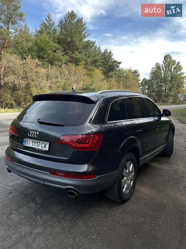 Внедорожник / Кроссовер Audi Q7 2013 в Кременчуге