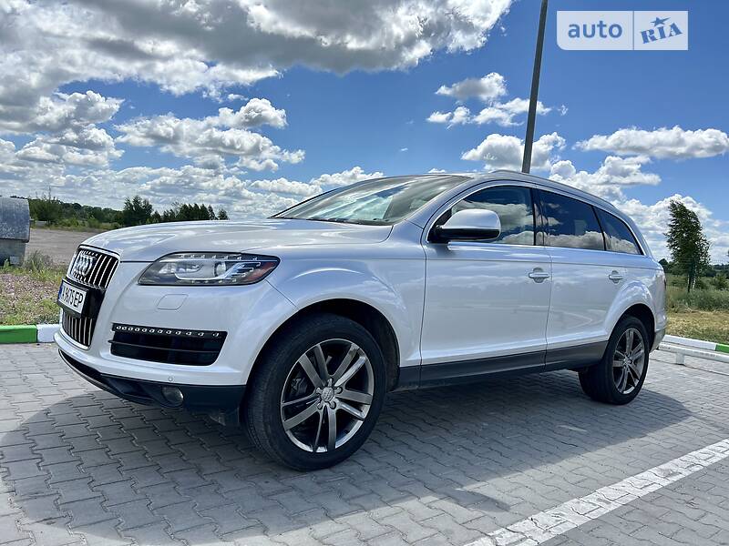 Внедорожник / Кроссовер Audi Q7 2013 в Буче