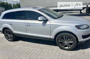 Внедорожник / Кроссовер Audi Q7 2013 в Буче