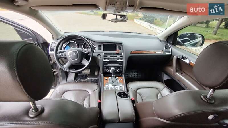 Позашляховик / Кросовер Audi Q7 2010 в Баришівка