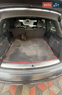 Внедорожник / Кроссовер Audi Q7 2013 в 