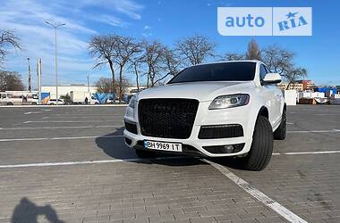 Внедорожник / Кроссовер Audi Q7 2013 в Одессе