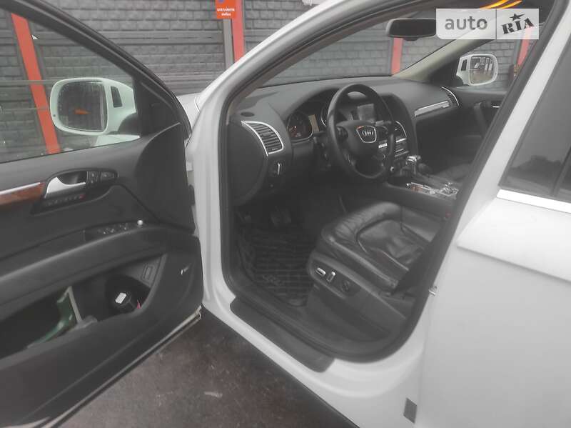 Внедорожник / Кроссовер Audi Q7 2015 в Житомире