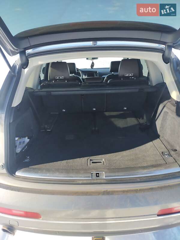 Позашляховик / Кросовер Audi Q7 2012 в Полтаві фото 31 Позашляховик / Кросовер Audi Q7 2012 в Полтаві