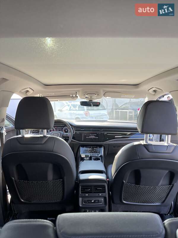 Внедорожник / Кроссовер Audi Q7 2020 в Хусте