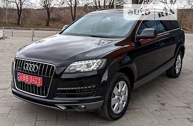 Внедорожник / Кроссовер Audi Q7 2014 в 