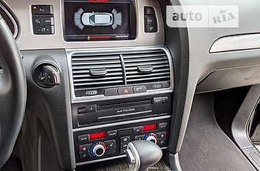 Внедорожник / Кроссовер Audi Q7 2014 в 