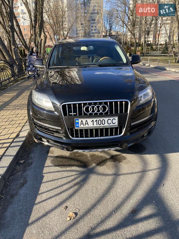 Внедорожник / Кроссовер Audi Q7 2012 в Киеве